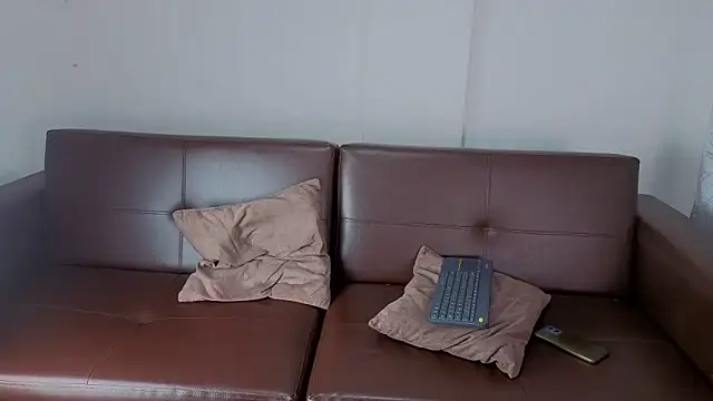 Mariana Lu online show from 12, 2, 2026