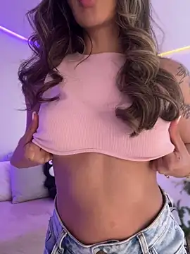 AmmyCollinsW online show from 8, 3, 2026