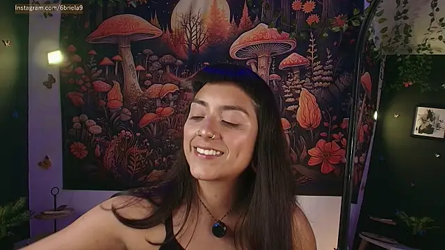 Snapshot of 6Briela9_ chatting on 5, 5, 2026 6Briela9 online show from 5, 5, 2026