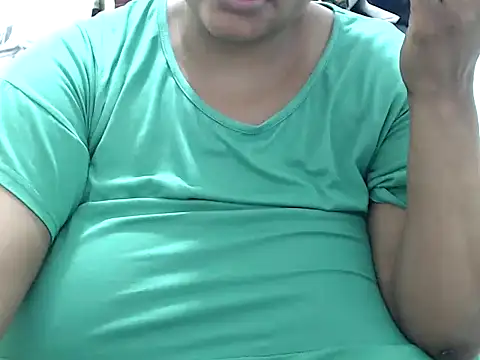 Snapshot of Bustyslave48 chatting on 2, 3, 2026 Bustyslave48 online show from 2, 3, 2026