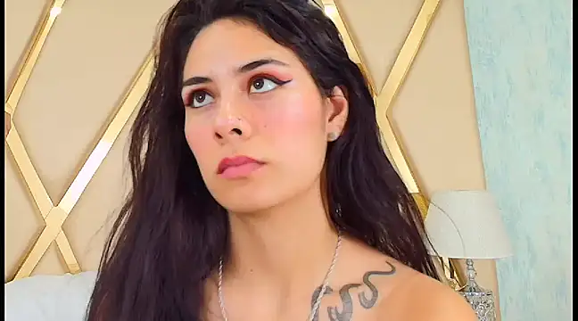 NicoleEsposito online show from 18, 1, 2025