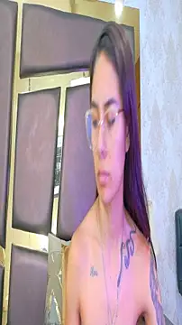 NicoleEsposito online show from 26, 11, 2025