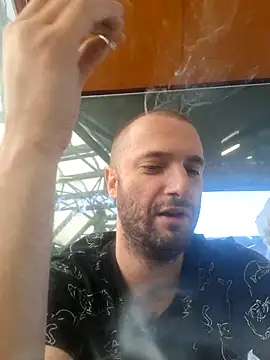 Zlyzloba21 online show from 13, 5, 2026