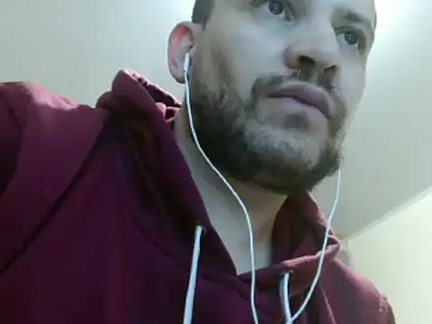 camiloking1720 online show from 18, 1, 2025