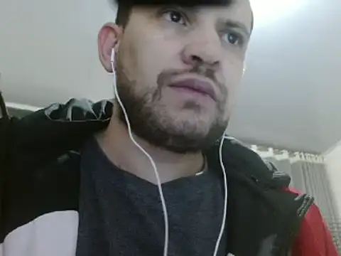 camiloking1720 online show from 28, 1, 2025