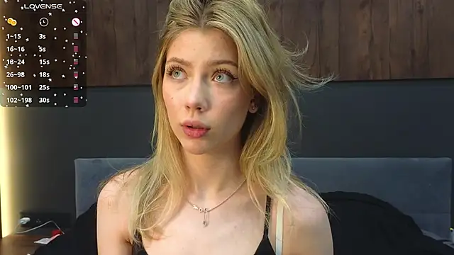 Snapshot of Rainaslater chatting on 1, 3, 2025 Rainaslater online show from 1, 3, 2025