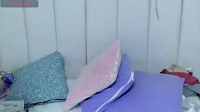 brithany rousee online show from 4, 3, 2025