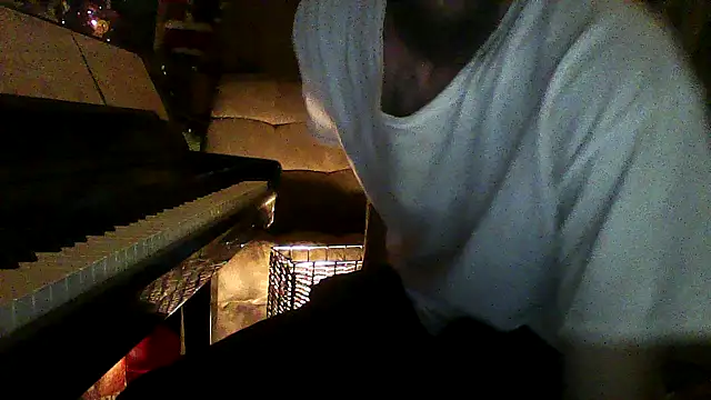 Snapshot of luke_thighwalker2469 chatting on 11, 11, 2025 luke thighwalker2469 online show from 11, 11, 2025