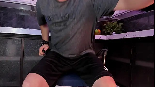 Snapshot of antony_bigdick_ chatting on 30, 11, 2025 antony bigdick online show from 30, 11, 2025