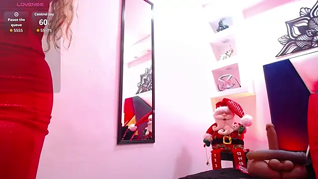 Snapshot of ChalotteGrey chatting on 15, 12, 2025 ChalotteGrey online show from 15, 12, 2025