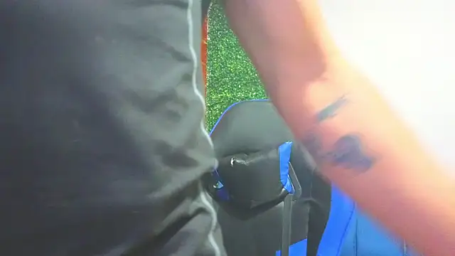 Demitryo online show from 6, 3, 2026