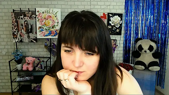 Darina M  online show from 21, 2, 2025