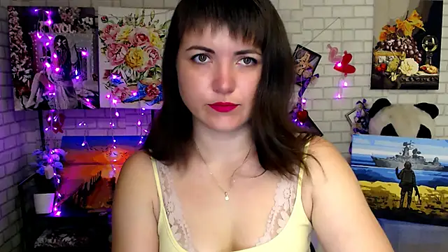 Darina M  online show from 5, 11, 2025