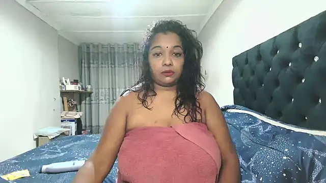 Indianmayaxoxo online show from 11, 10, 2025