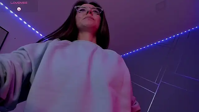 Ich Bin Julia online show from 15, 2, 2025