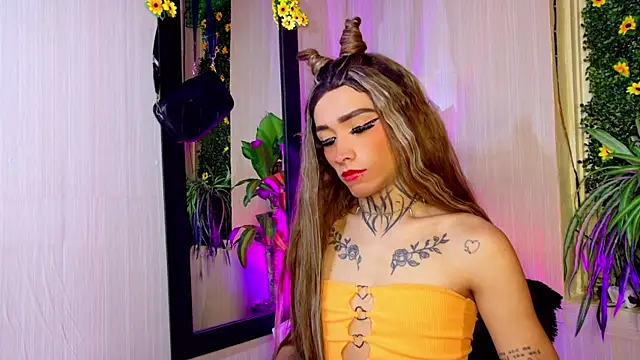 Micaela Rangel online show from 9, 10, 2025