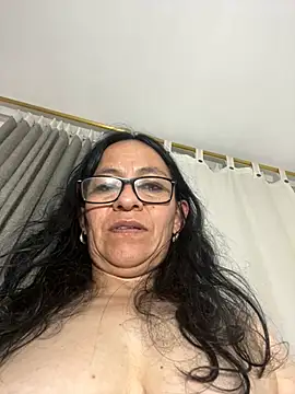 Freya Artemisa online show from 12, 1, 2025