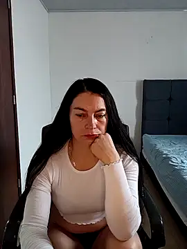 Snapshot of renata_hot1 chatting on 14, 3, 2025 renata hot1 online show from 14, 3, 2025