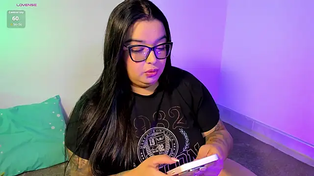 Apriilpeach  online show from 5, 5, 2026