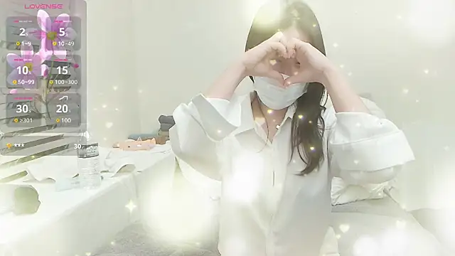 Snapshot of asianfox chatting on 18, 12, 2024 asianfox online show from 18, 12, 2024