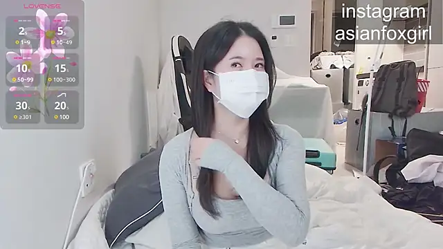 Snapshot of asianfox chatting on 24, 2, 2025 asianfox online show from 24, 2, 2025