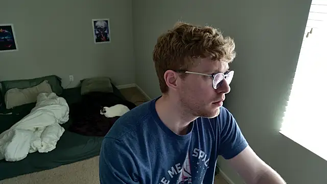 BlueEyedTallGuy94 online show from 8, 7, 2026