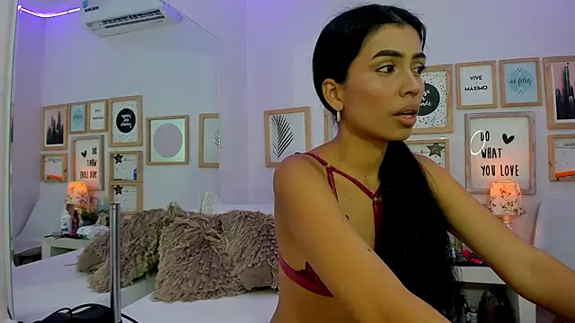 TianaReedd online show from 31, 1, 2025