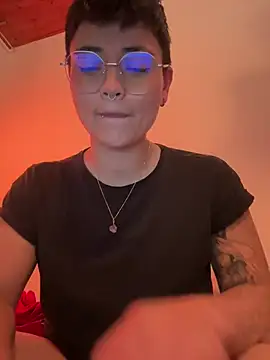Snapshot of Ashley_Chriss chatting on 8, 1, 2025 Ashley Chriss online show from 8, 1, 2025
