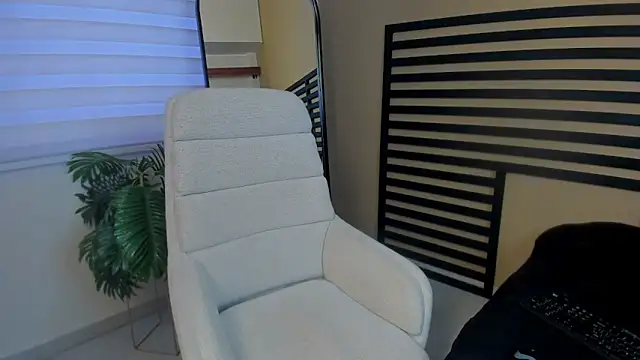 Catyloves online show from 11, 3, 2026