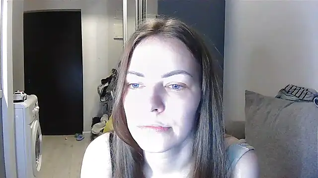 Snapshot of AnnaDiamond1 chatting on 17, 7, 2026 AnnaDiamond1 online show from 17, 7, 2026
