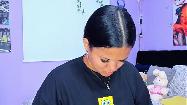 Snapshot of sara_mendez2 chatting on 11, 3, 2025 sara mendez2 online show from 11, 3, 2025