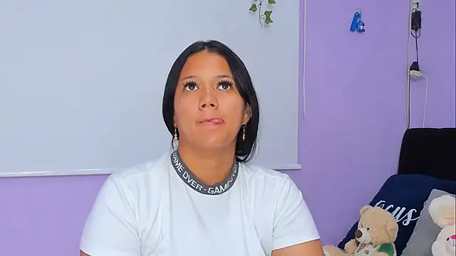 Snapshot of sara_mendez2 chatting on 19, 3, 2025 sara mendez2 online show from 19, 3, 2025