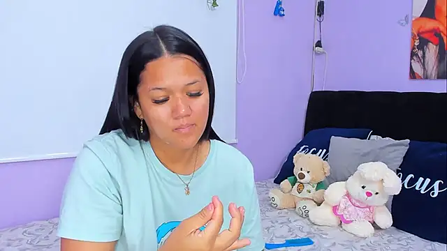 Snapshot of sara_mendez2 chatting on 22, 3, 2025 sara mendez2 online show from 22, 3, 2025