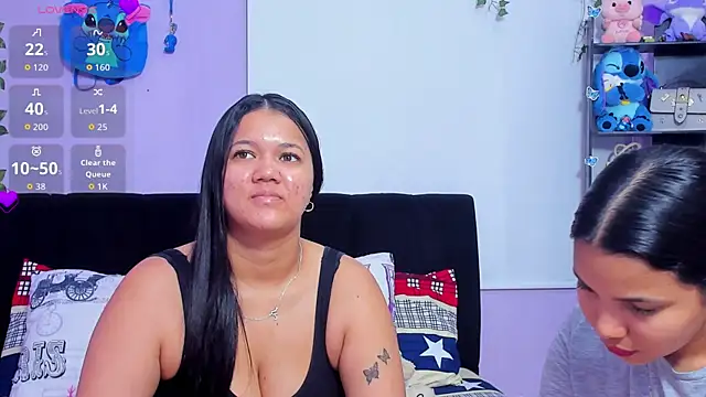 Snapshot of sara_mendez2 chatting on 24, 9, 2025 sara mendez2 online show from 24, 9, 2025