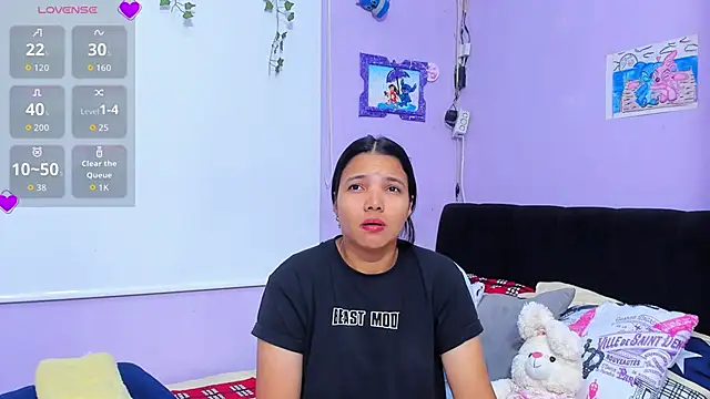 Snapshot of sara_mendez2 chatting on 14, 10, 2025 sara mendez2 online show from 14, 10, 2025