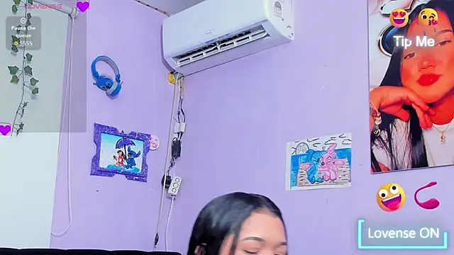 Snapshot of sara_mendez2 chatting on 30, 10, 2025 sara mendez2 online show from 30, 10, 2025