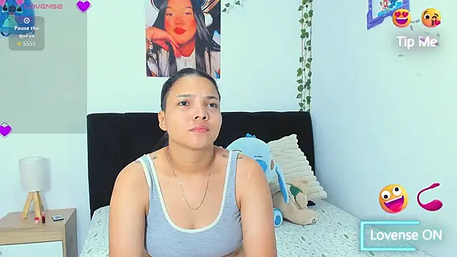 Snapshot of sara_mendez2 chatting on 26, 11, 2025 sara mendez2 online show from 26, 11, 2025