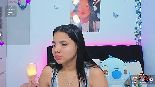 Snapshot of sara_mendez2 chatting on 5, 2, 2026 sara mendez2 online show from 5, 2, 2026