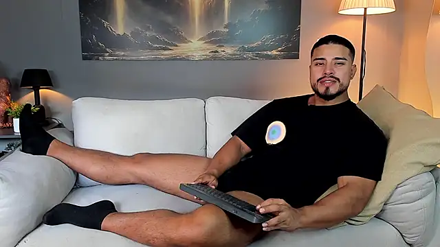 Snapshot of ApoloMakris chatting on 10, 6, 2026 ApoloMakris online show from 10, 6, 2026