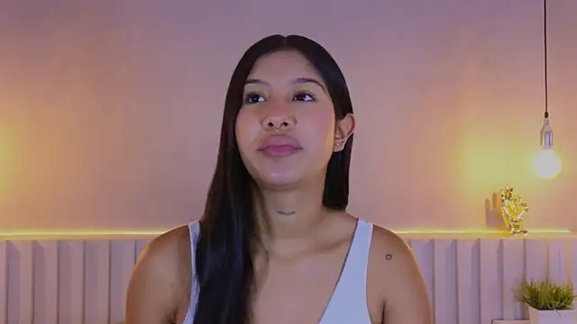 Snapshot of Aida_moreno chatting on 4, 2, 2026 Aida moreno online show from 4, 2, 2026