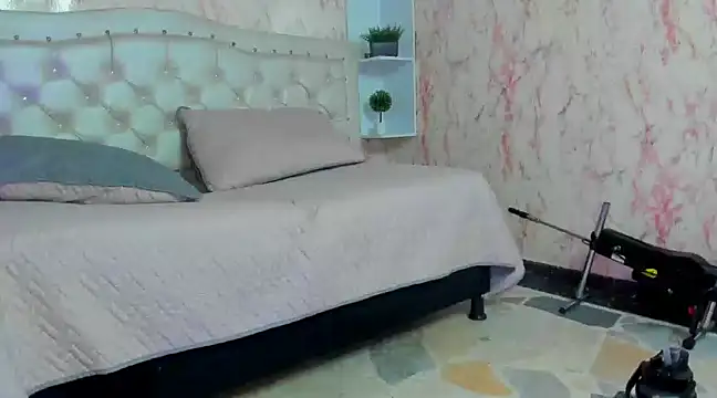 Snapshot of VICTORIA_HOUSTON chatting on 10, 3, 2025 VICTORIA HOUSTON online show from 10, 3, 2025