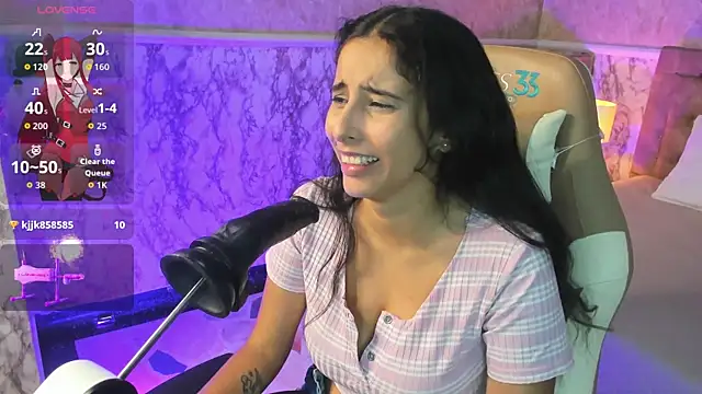 VICTORIA HOUSTON online show from 2, 11, 2025