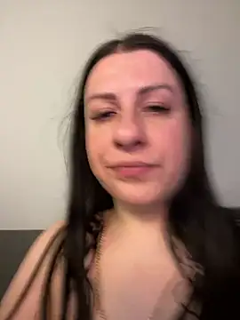 Snapshot of Evelinia chatting on 3, 3, 2025 Evelinia online show from 3, 3, 2025