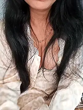 Snapshot of Liyan- chatting on 30, 12, 2024 Liyan- online show from 30, 12, 2024