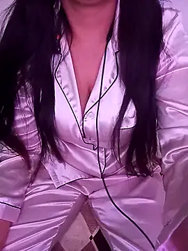 Snapshot of Liyan- chatting on 2, 3, 2025 Liyan- online show from 2, 3, 2025
