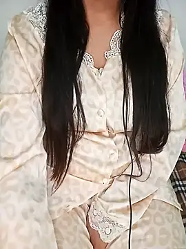 Snapshot of Liyan- chatting on 4, 3, 2025 Liyan- online show from 4, 3, 2025