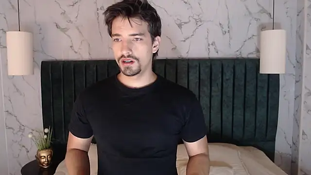 Snapshot of Ian_Daviz chatting on 10, 1, 2025 Ian Daviz online show from 10, 1, 2025