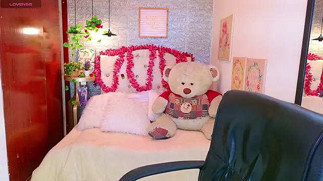 meghan nill online show from 17, 12, 2025