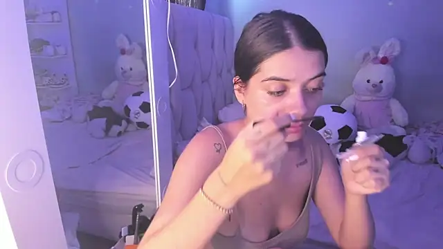 KittyKlum online show from 15, 10, 2025