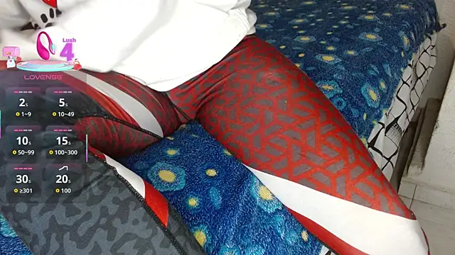 canela-hot34 online show from 6, 11, 2025